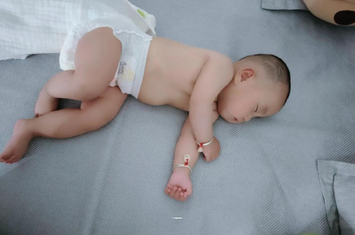 沂源宝宝发烧可以喝牛奶吗